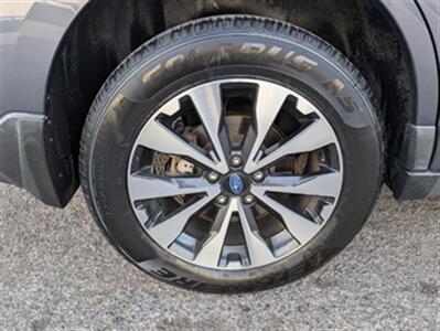 2017 Subaru Outback 2.5i Limited - Photo 6 - Knoxville, TN 37919