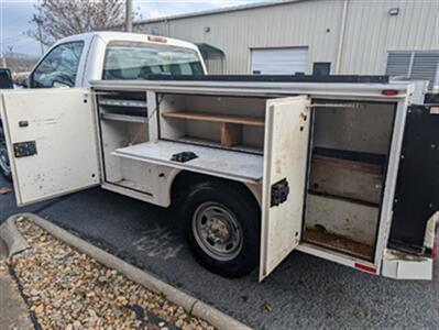 2011 Ford F-250 Super Duty XL  Utility Body - Photo 12 - Knoxville, TN 37919