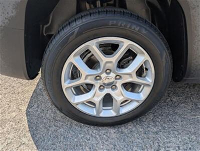2017 Jeep Renegade Latitude   - Photo 6 - Knoxville, TN 37919
