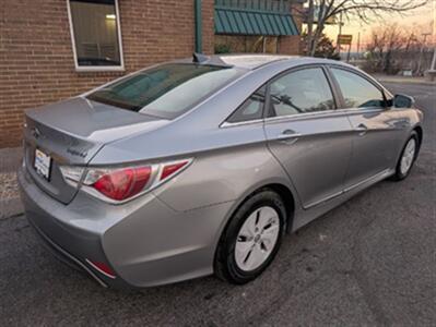 2015 Hyundai SONATA Hybrid - Photo 20 - Knoxville, TN 37919