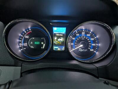 2015 Hyundai SONATA Hybrid - Photo 11 - Knoxville, TN 37919