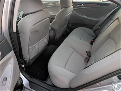 2015 Hyundai SONATA Hybrid - Photo 18 - Knoxville, TN 37919