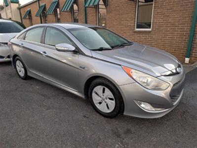 2015 Hyundai SONATA Hybrid - Photo 1 - Knoxville, TN 37919
