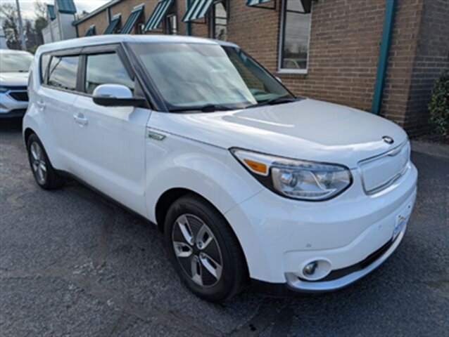 2017 Kia Soul EV +'s photo