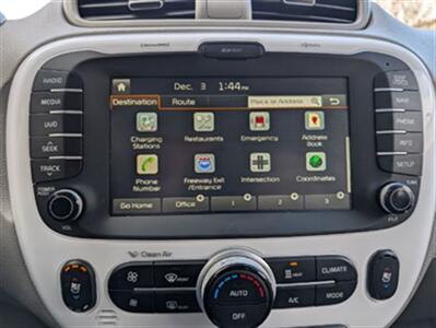 2017 Kia Soul EV EV Luxury   - Photo 19 - Knoxville, TN 37919