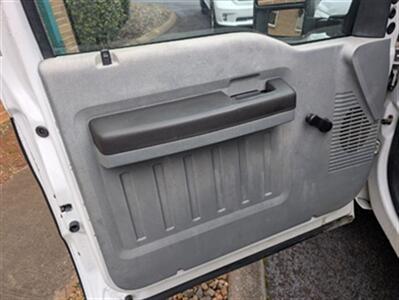 2014 Ford F-350 Super Duty XL Utility Body - Photo 8 - Knoxville, TN 37919