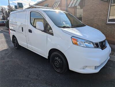 2015 Nissan NV200 SV   - Photo 1 - Knoxville, TN 37919