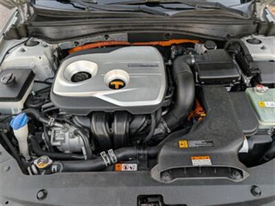 2017 Kia Optima Hybrid Premium   - Photo 22 - Knoxville, TN 37919