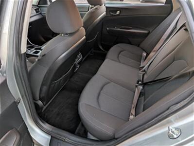 2017 Kia Optima Hybrid Premium   - Photo 21 - Knoxville, TN 37919
