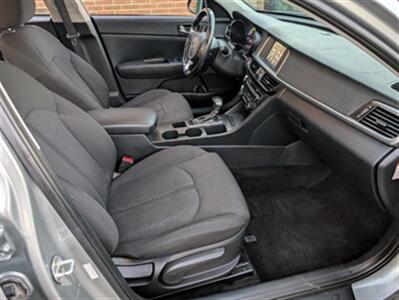 2017 Kia Optima Hybrid Premium   - Photo 18 - Knoxville, TN 37919