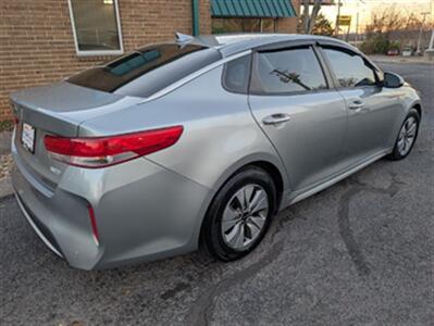 2017 Kia Optima Hybrid Premium   - Photo 24 - Knoxville, TN 37919