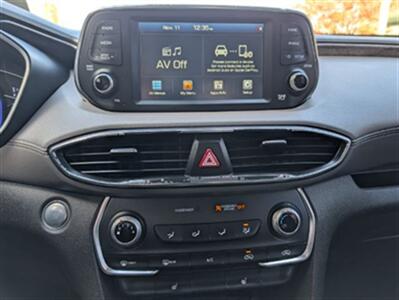 2020 Hyundai SANTA FE SEL   - Photo 12 - Knoxville, TN 37919