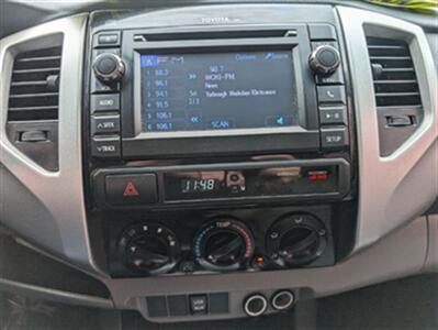 2013 Toyota Tacoma PreRunner V6   - Photo 12 - Knoxville, TN 37919