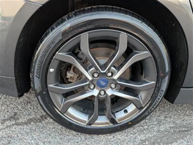 2018 Ford Fusion Hybrid SE   - Photo 6 - Knoxville, TN 37919