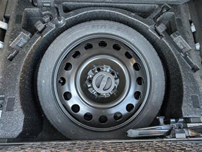 2017 Chevrolet Equinox Premier   - Photo 27 - Knoxville, TN 37919