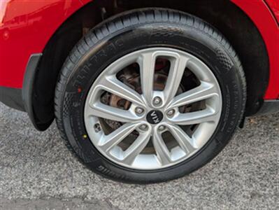 2018 Kia Soul +   - Photo 6 - Knoxville, TN 37919