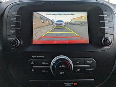 2018 Kia Soul +   - Photo 15 - Knoxville, TN 37919