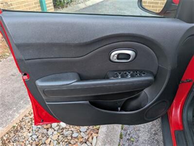 2018 Kia Soul +   - Photo 7 - Knoxville, TN 37919