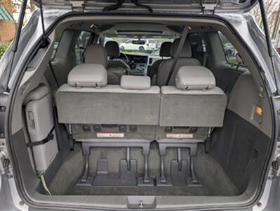 2017 Toyota Sienna XLE 8-Passenger   - Photo 29 - Knoxville, TN 37919