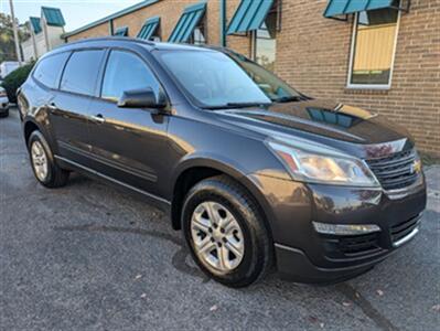 2015 Chevrolet Traverse LS   - Photo 1 - Knoxville, TN 37919