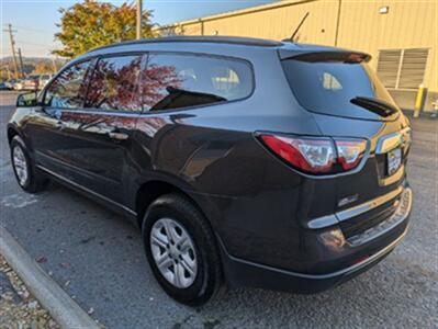 2015 Chevrolet Traverse LS   - Photo 3 - Knoxville, TN 37919