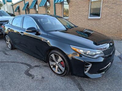 2017 Kia Optima SX Turbo   - Photo 1 - Knoxville, TN 37919
