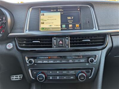 2017 Kia Optima SX Turbo   - Photo 13 - Knoxville, TN 37919