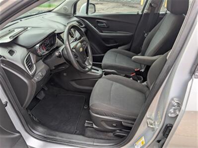 2018 Chevrolet Trax LS   - Photo 8 - Knoxville, TN 37919