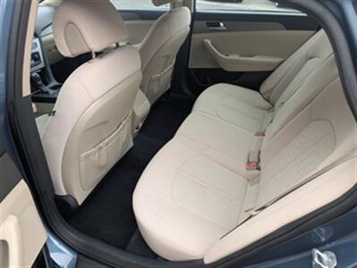 2015 Hyundai Sonata SE   - Photo 19 - Knoxville, TN 37919