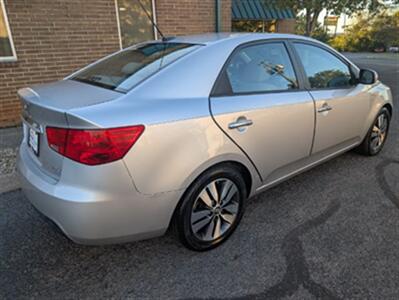 2013 Kia Forte EX   - Photo 24 - Knoxville, TN 37919
