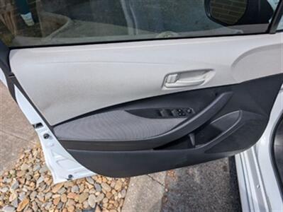 2022 Toyota Corolla LE   - Photo 7 - Knoxville, TN 37919