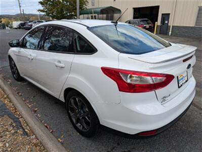 2014 Ford Focus SE   - Photo 3 - Knoxville, TN 37919