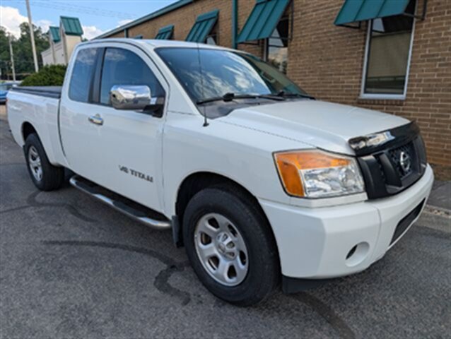 2014 Nissan Titan S - Photo 1 - Knoxville, TN 37919