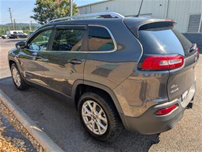 2017 Jeep Cherokee Latitude   - Photo 3 - Knoxville, TN 37919