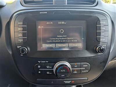 2018 Kia Soul +   - Photo 14 - Knoxville, TN 37919
