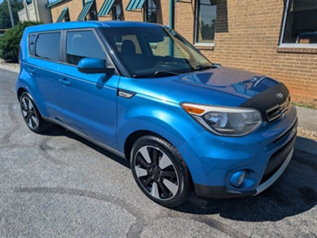 2018 Kia Soul + - Photo 1 - Knoxville, TN 37919