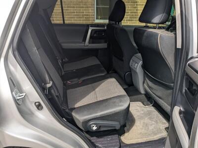 2010 Toyota 4Runner SR5   - Photo 17 - Knoxville, TN 37919