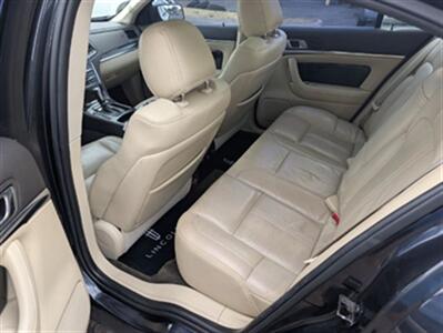 2013 Lincoln MKS   - Photo 23 - Knoxville, TN 37919