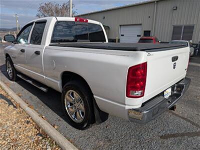 2005 Dodge Ram 1500 SLT 4dr Quad Cab SLT   - Photo 3 - Knoxville, TN 37919