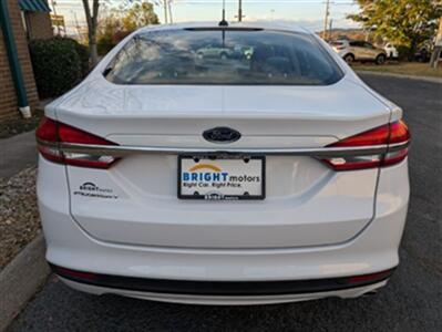 2017 Ford Fusion S   - Photo 5 - Knoxville, TN 37919