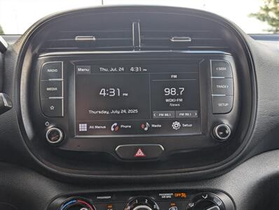 2022 Kia Soul LX   - Photo 13 - Knoxville, TN 37919