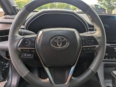 2019 Toyota Avalon Hybrid Limited   - Photo 9 - Knoxville, TN 37919