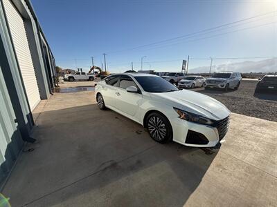 2024 Nissan Altima 2.5 SV - Photo 8 - Safford, AZ 85546