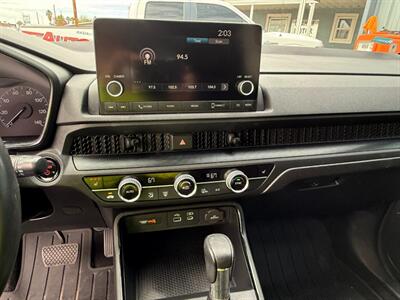 2023 Honda CR-V Sport Hybrid AWD   - Photo 15 - Safford, AZ 85546