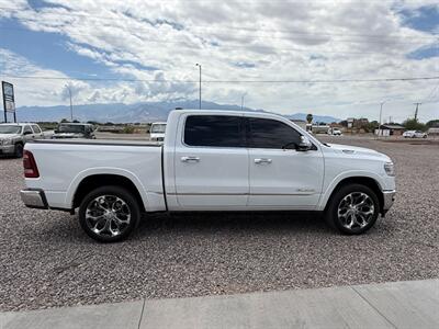 2019 RAM 1500 Limited  Limited Crew Cab 4x4 - Photo 8 - Safford, AZ 85546