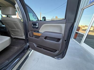 2015 GMC Sierra 3500 SLT  Sierra 3500 HD Crew Cab SLT Pickup 4D 6 1/2 ft - Photo 16 - Safford, AZ 85546