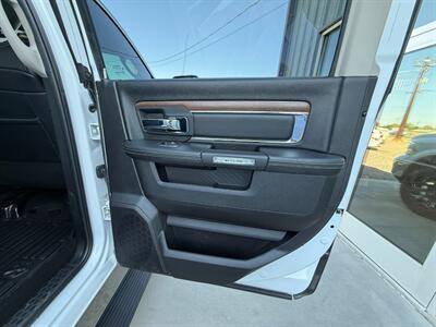 2018 RAM 1500 Laramie Crew Cab 4x4 - Photo 19 - Safford, AZ 85546