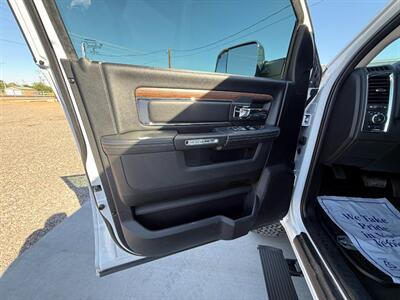2018 RAM 1500 Laramie Crew Cab 4x4 - Photo 12 - Safford, AZ 85546