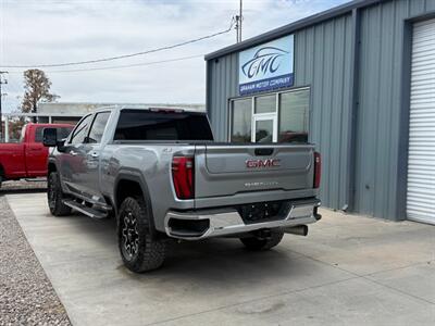 2024 GMC Sierra 2500 SLT Z31 Crew Cab Duramax 4x4 - Photo 6 - Safford, AZ 85546