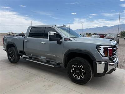 2024 GMC Sierra 2500 SLT Z31 Crew Cab Duramax 4x4 - Photo 11 - Safford, AZ 85546